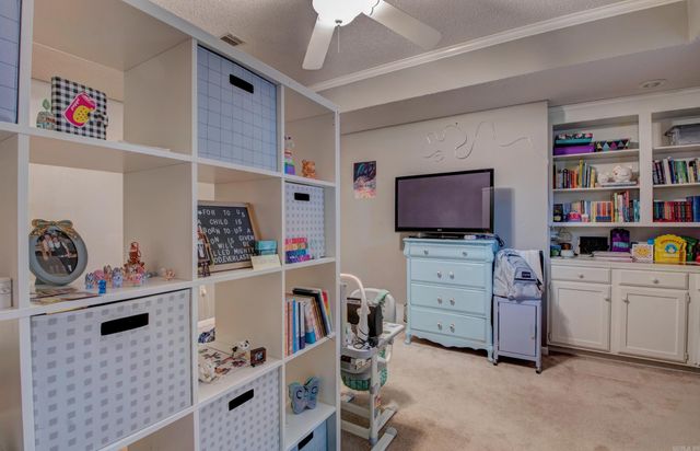 4 Riviera Drive, Conway, AR 72034