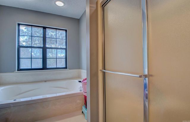 4 Riviera Drive, Conway, AR 72034