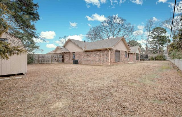 4 Riviera Drive, Conway, AR 72034