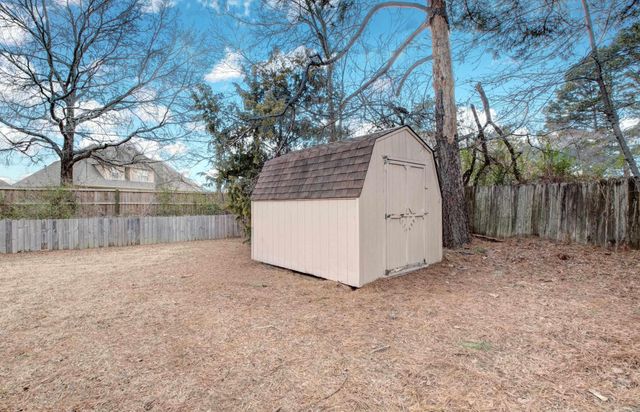 4 Riviera Drive, Conway, AR 72034