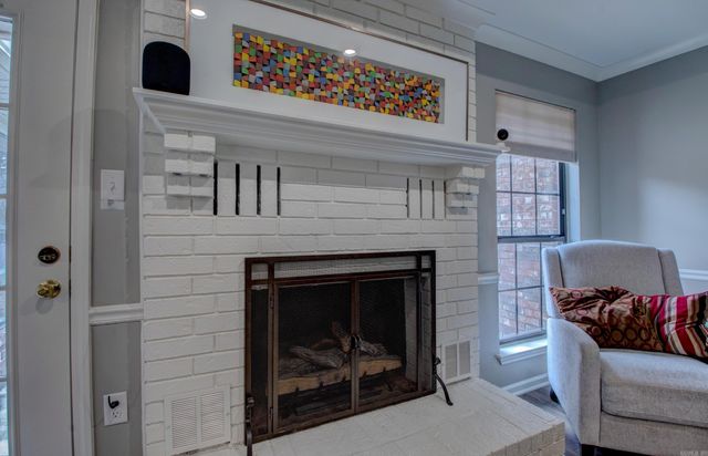 4 Riviera Drive, Conway, AR 72034