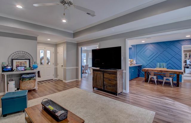 4 Riviera Drive, Conway, AR 72034