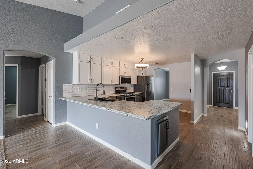 11059 W IRMA Lane, Peoria, AZ 85373 — photo 4