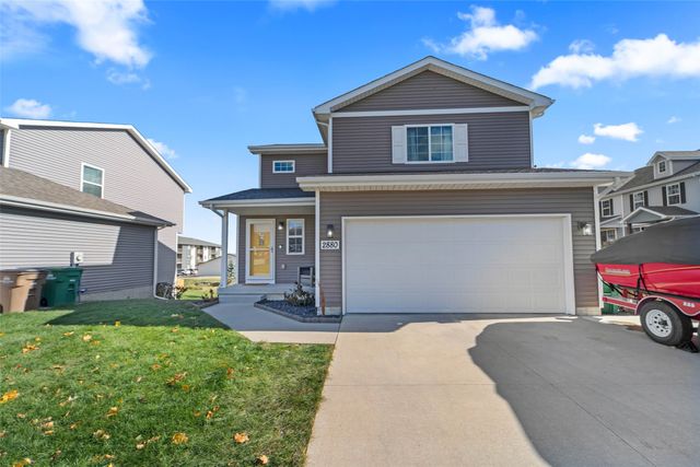 2880 Park Place, Norwalk, IA 50211