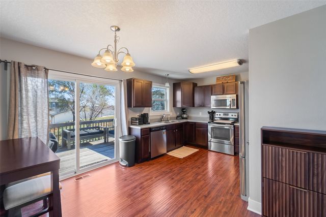 2880 Park Place, Norwalk, IA 50211