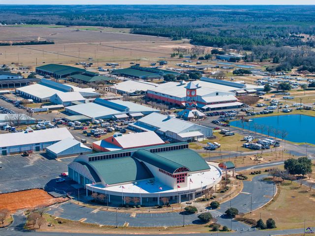 119 Bramblewood Lane, Perry, GA 31069