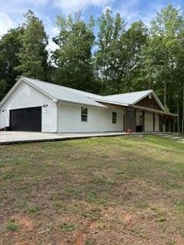 40 Robertson Road, Dawsonville, GA 30534