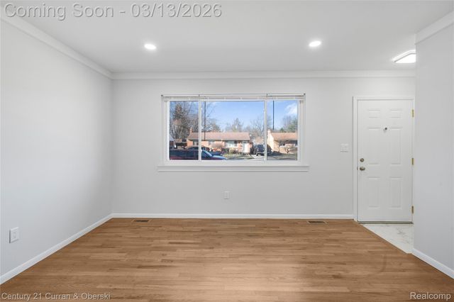 29699 Brown Court, Garden City, MI 48135