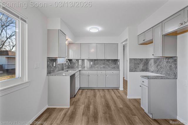 29699 Brown Court, Garden City, MI 48135