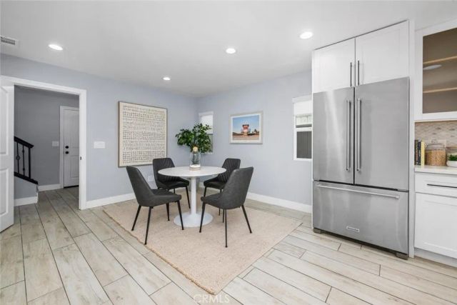 215 Knoxville Avenue, Huntington Beach, CA 92648