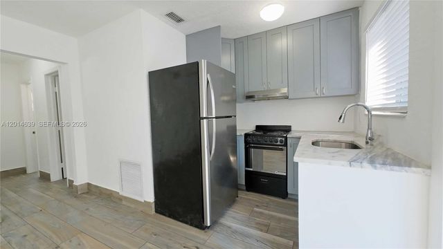 2480 NW 139th St, Opa-locka, FL 33054