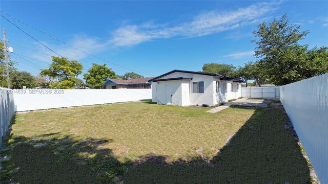 2480 NW 139th St, Opa-locka, FL 33054