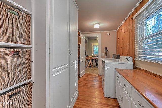 197 Woodland Drive, Johnson City, TN 37601