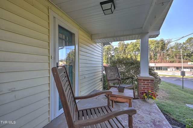 197 Woodland Drive, Johnson City, TN 37601