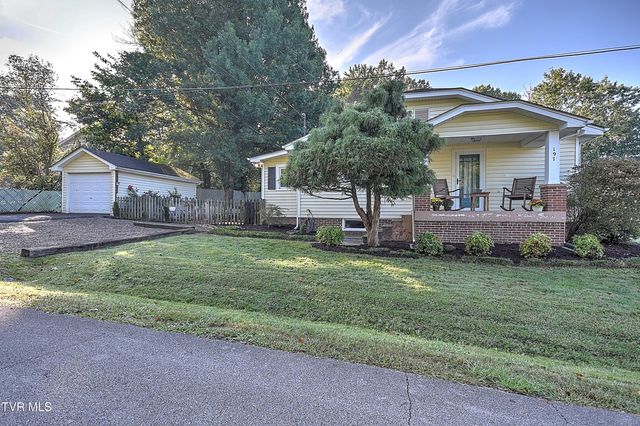 197 Woodland Drive, Johnson City, TN 37601