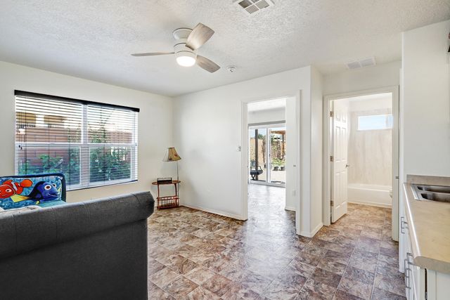 1511 21ST Avenue SE, Rio Rancho, NM 87124