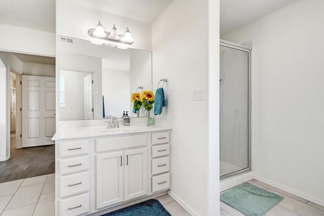 1511 21ST Avenue SE, Rio Rancho, NM 87124