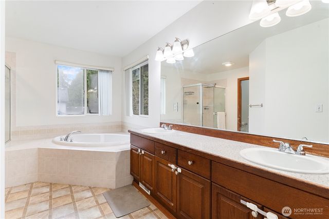 15428 SE 252nd Place, Covington, WA 98042