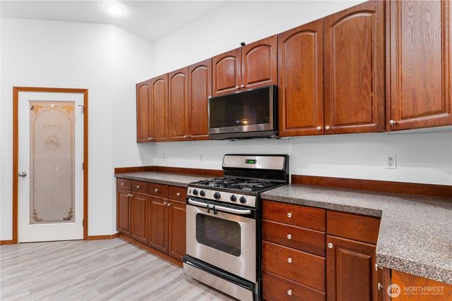 15428 SE 252nd Place, Covington, WA 98042