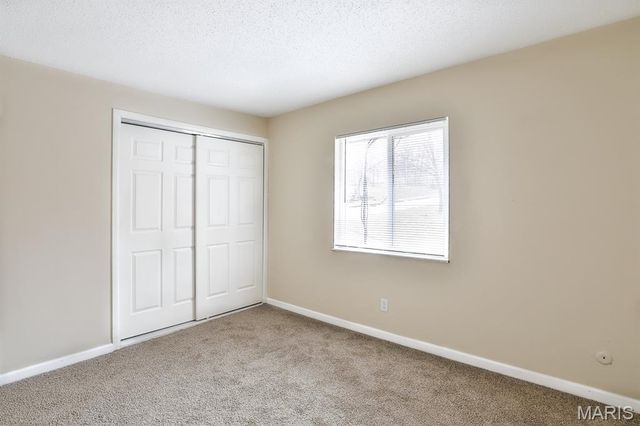 2800 Black Forest Drive C, Oakville, MO 63129