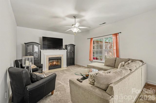 7218 Cascading Pines Drive, Fort Mill, SC 29708