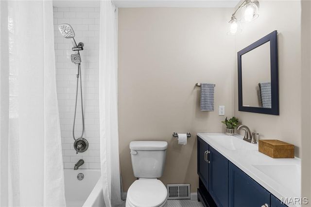 1124 Putter Lane, University City, MO 63132