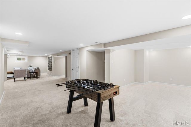 1124 Putter Lane, University City, MO 63132