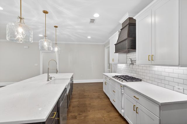 105 Charleston Mills, Midland City, AL 36350