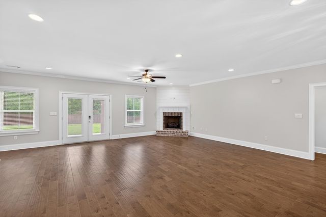 105 Charleston Mills, Midland City, AL 36350