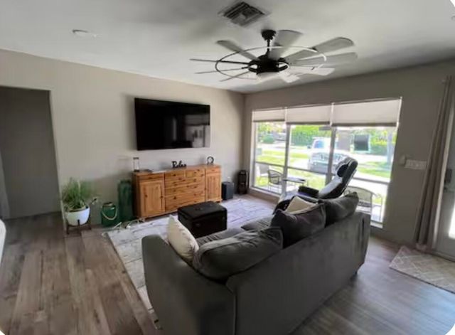 511 SE 5th Street SE, Pompano Beach, FL 33060