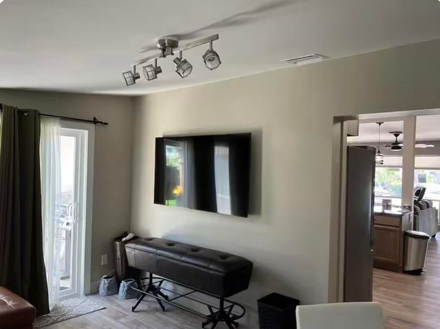 511 SE 5th Street SE, Pompano Beach, FL 33060