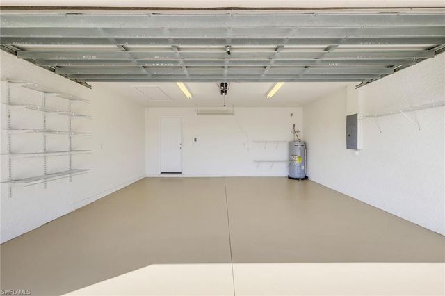 1207 NW 15th TER, Cape Coral, FL 33993