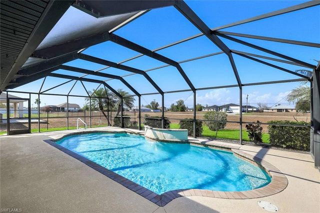 1207 NW 15th TER, Cape Coral, FL 33993