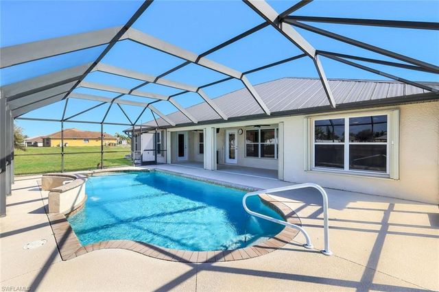 1207 NW 15th TER, Cape Coral, FL 33993