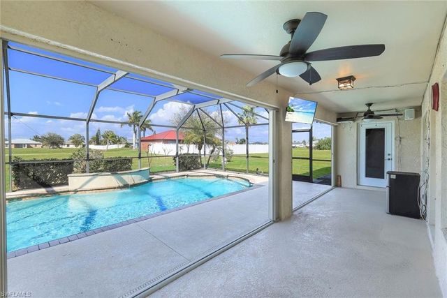 1207 NW 15th TER, Cape Coral, FL 33993