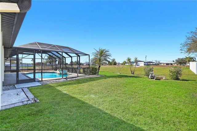 1207 NW 15th TER, Cape Coral, FL 33993