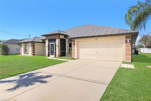 1207 NW 15th TER, Cape Coral, FL 33993