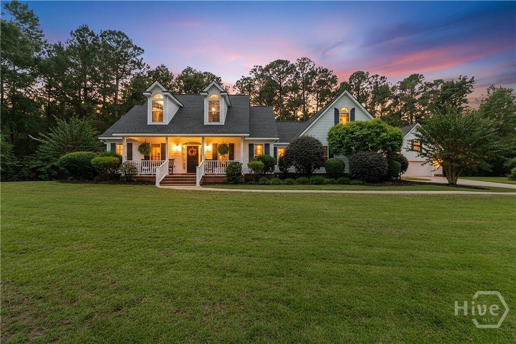 Image 1 of property listing at 430 Fancy Court, Richmond Hill, GA 31324