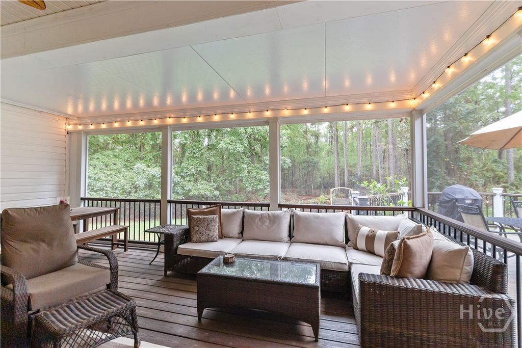 Image 36 of property listing at 430 Fancy Court, Richmond Hill, GA 31324