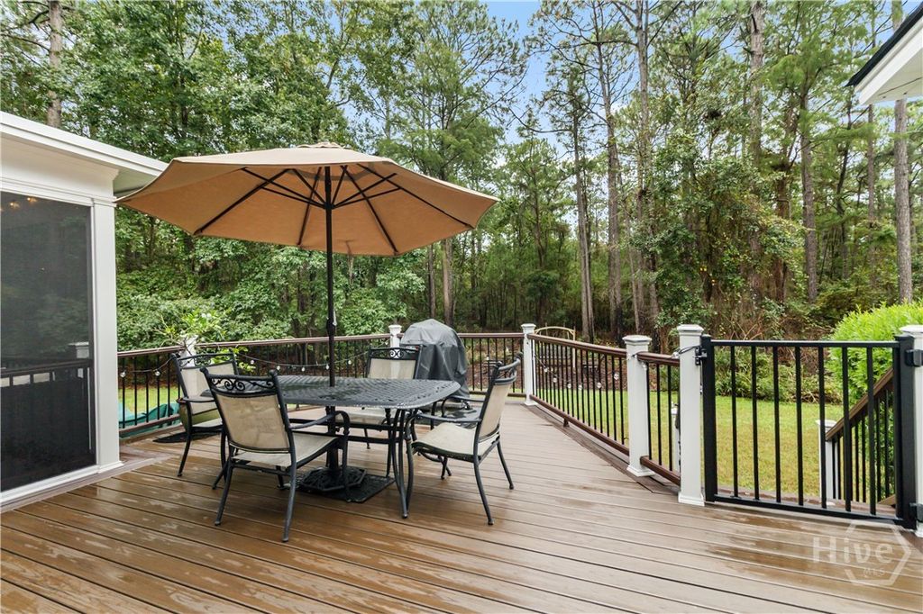 Image 38 of property listing at 430 Fancy Court, Richmond Hill, GA 31324
