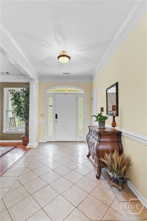 Image 6 of property listing at 430 Fancy Court, Richmond Hill, GA 31324