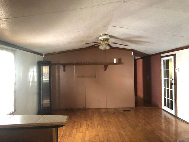 612 St Jude St, New Roads, LA 70760