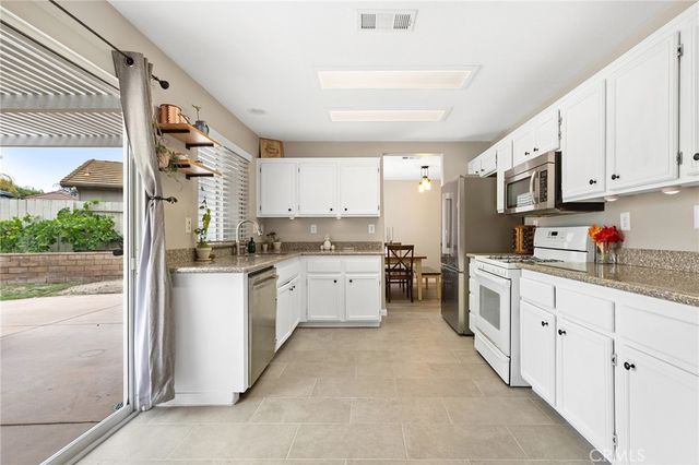 40586 Geyser, Murrieta, CA 92562