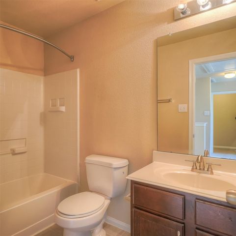 13802 Dunhurst Lane, Houston, TX 77047