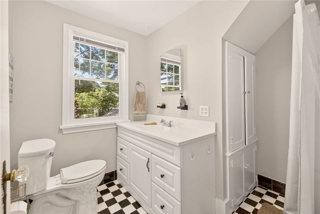330 Colebourne Road, Rochester, NY 14609