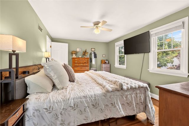 330 Colebourne Road, Rochester, NY 14609