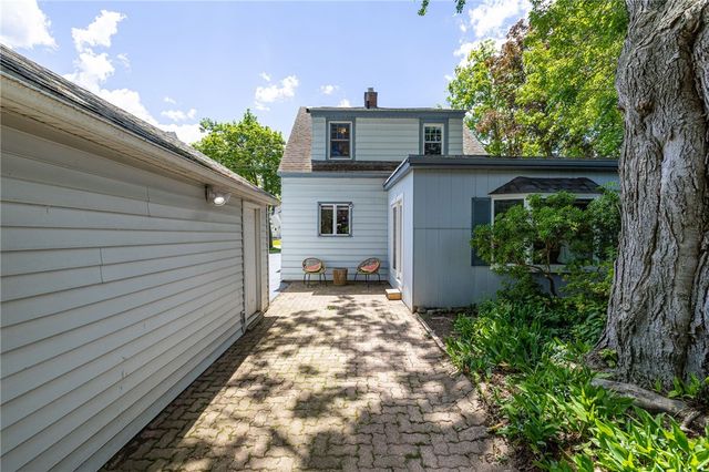 330 Colebourne Road, Rochester, NY 14609