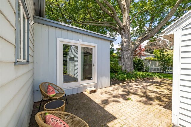 330 Colebourne Road, Rochester, NY 14609