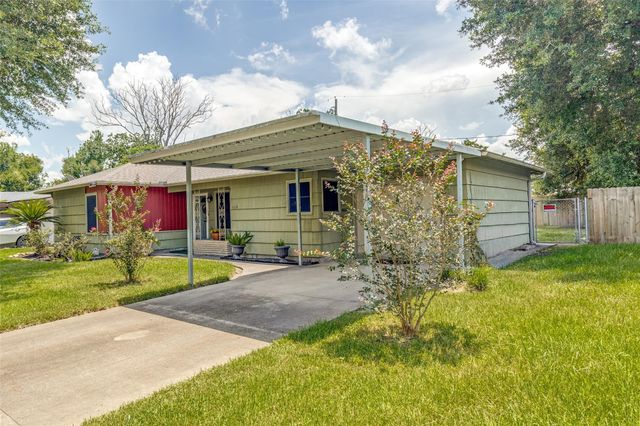 5614 Westover Street, Houston, TX 77033