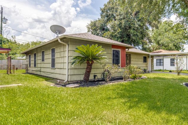 5614 Westover Street, Houston, TX 77033